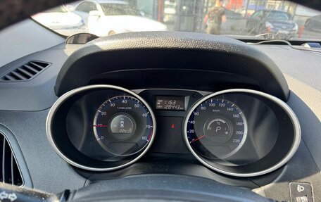 Hyundai ix35 I рестайлинг, 2013 год, 1 220 000 рублей, 9 фотография