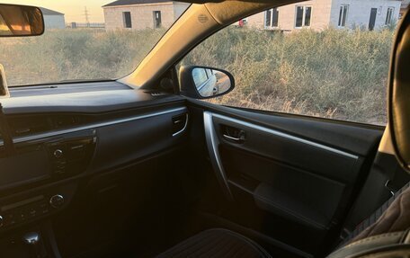 Toyota Corolla, 2013 год, 1 390 000 рублей, 13 фотография