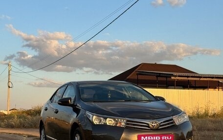 Toyota Corolla, 2013 год, 1 390 000 рублей, 4 фотография