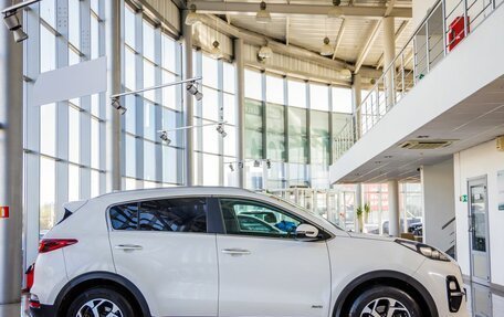 KIA Sportage IV рестайлинг, 2019 год, 2 198 000 рублей, 8 фотография