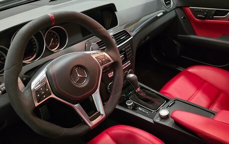 Mercedes-Benz C-Класс AMG, 2013 год, 6 000 000 рублей, 5 фотография
