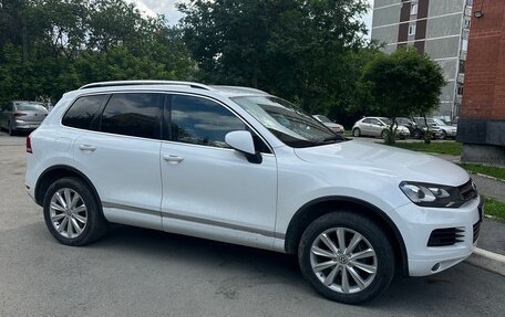 Volkswagen Touareg III, 2013 год, 2 200 000 рублей, 1 фотография