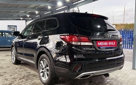 Hyundai Santa Fe III рестайлинг, 2017 год, 2 399 000 рублей, 3 фотография