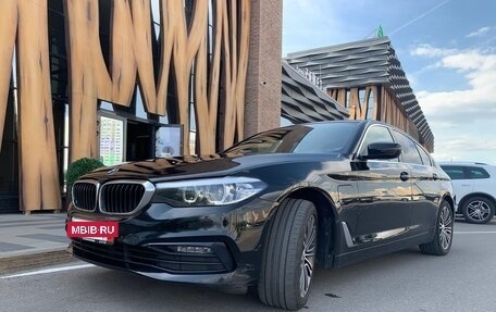 BMW 5 серия, 2019 год, 3 650 000 рублей, 4 фотография