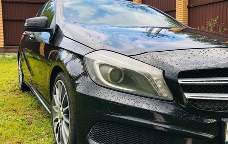 Mercedes-Benz A-Класс, 2015 год, 1 390 000 рублей, 2 фотография