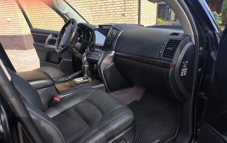 Toyota Land Cruiser 200, 2011 год, 4 000 000 рублей, 14 фотография