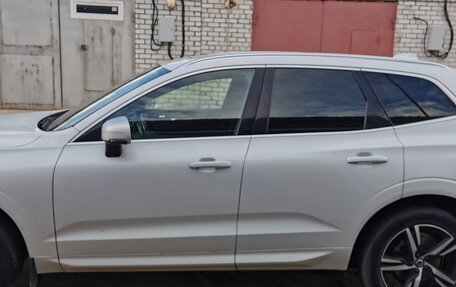 Volvo XC60 II, 2018 год, 4 000 000 рублей, 2 фотография
