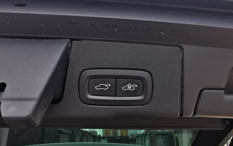 Volvo XC60 II, 2018 год, 4 000 000 рублей, 27 фотография