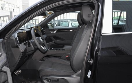 Volkswagen Tiguan, 2025 год, 4 270 000 рублей, 15 фотография