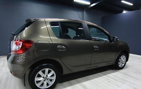 Renault Sandero II рестайлинг, 2018 год, 899 000 рублей, 4 фотография