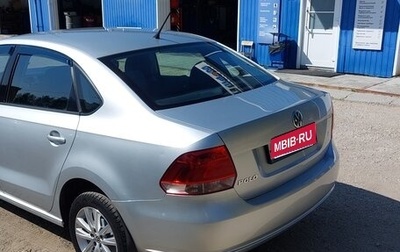 Volkswagen Polo VI (EU Market), 2013 год, 1 100 000 рублей, 1 фотография