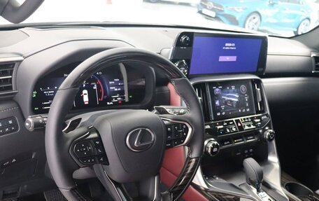 Lexus LX, 2025 год, 17 000 000 рублей, 15 фотография