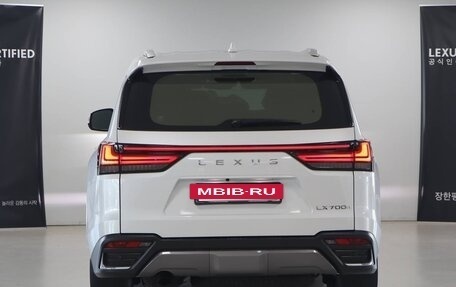 Lexus LX, 2025 год, 17 000 000 рублей, 4 фотография
