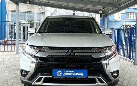 Mitsubishi Outlander III рестайлинг 3, 2018 год, 1 829 000 рублей, 7 фотография
