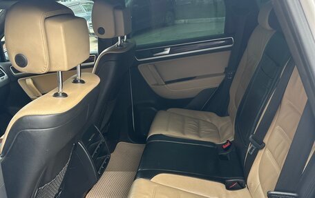 Volkswagen Touareg III, 2013 год, 2 200 000 рублей, 6 фотография