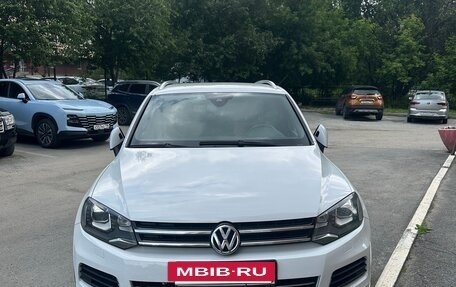 Volkswagen Touareg III, 2013 год, 2 200 000 рублей, 2 фотография