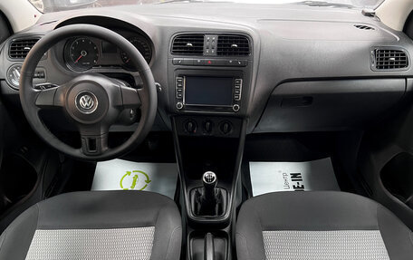Volkswagen Polo VI (EU Market), 2011 год, 695 000 рублей, 10 фотография