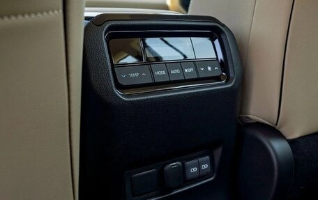 Toyota Land Cruiser Prado, 2025 год, 9 690 000 рублей, 10 фотография