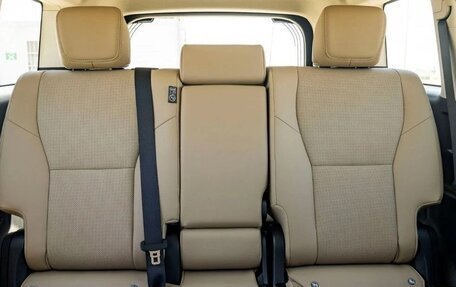 Toyota Land Cruiser Prado, 2025 год, 9 690 000 рублей, 12 фотография