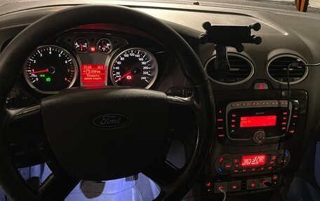 Ford Focus II рестайлинг, 2008 год, 680 000 рублей, 2 фотография