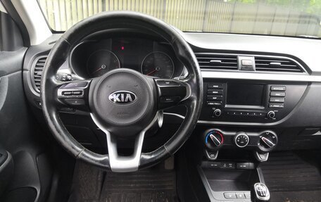 KIA Rio IV, 2017 год, 1 020 000 рублей, 5 фотография