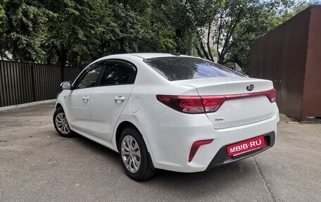 KIA Rio IV, 2017 год, 1 020 000 рублей, 3 фотография