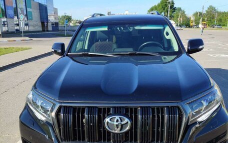 Toyota Land Cruiser Prado 150 рестайлинг 2, 2020 год, 6 300 000 рублей, 2 фотография