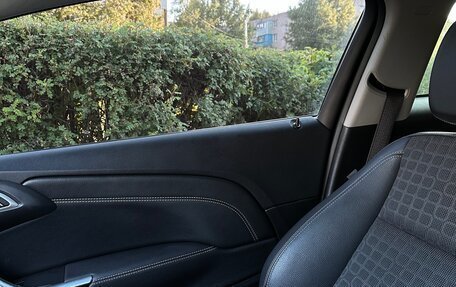 Opel Astra J, 2012 год, 1 100 000 рублей, 8 фотография
