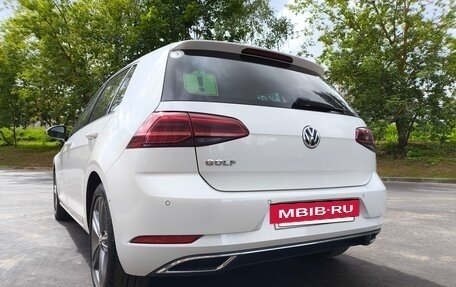 Volkswagen Golf VII, 2019 год, 1 665 000 рублей, 3 фотография