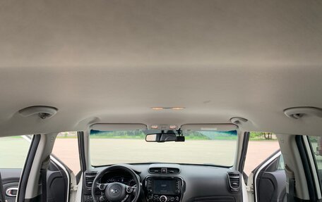KIA Soul II рестайлинг, 2016 год, 1 870 000 рублей, 23 фотография
