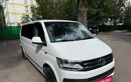 Volkswagen Caravelle T6 рестайлинг, 2018 год, 3 700 000 рублей, 8 фотография