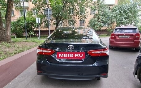 Toyota Camry, 2021 год, 2 300 000 рублей, 3 фотография