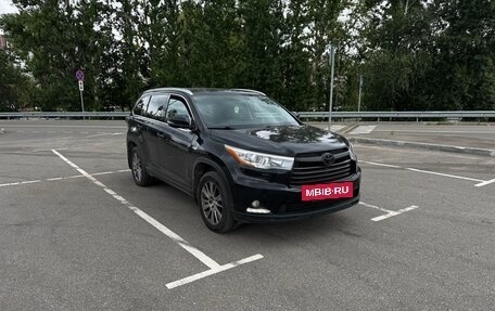 Toyota Highlander III, 2014 год, 3 150 000 рублей, 3 фотография