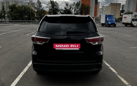 Toyota Highlander III, 2014 год, 3 150 000 рублей, 5 фотография