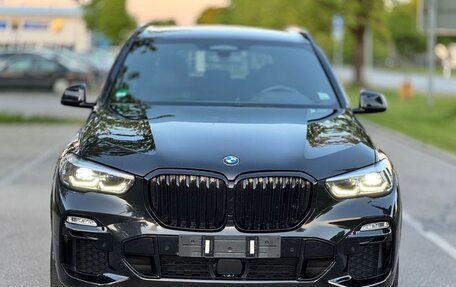 BMW X5, 2022 год, 6 000 000 рублей, 2 фотография