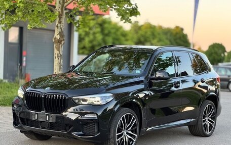 BMW X5, 2022 год, 6 000 000 рублей, 3 фотография