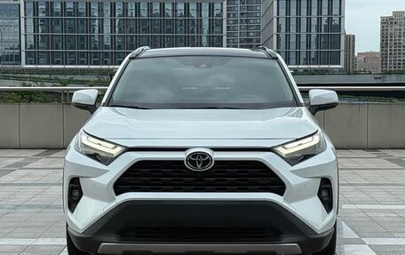Toyota RAV4, 2022 год, 2 600 444 рублей, 2 фотография
