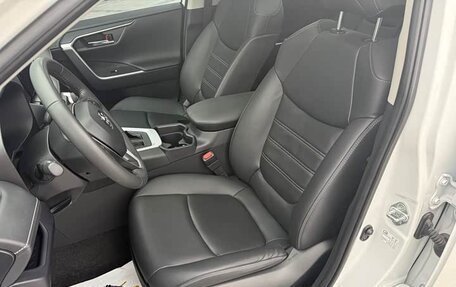 Toyota RAV4, 2022 год, 2 600 444 рублей, 10 фотография
