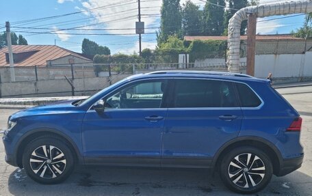 Volkswagen Tiguan II, 2019 год, 3 100 000 рублей, 4 фотография