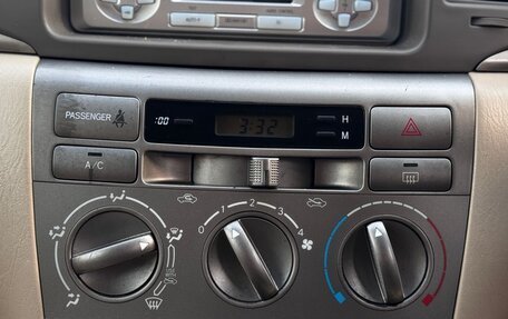 Toyota Corolla, 2004 год, 600 000 рублей, 9 фотография