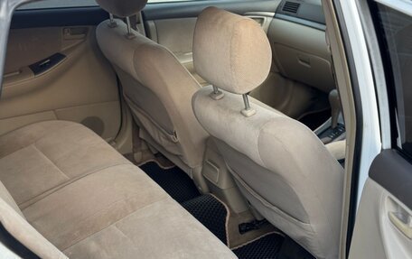 Toyota Corolla, 2004 год, 600 000 рублей, 13 фотография