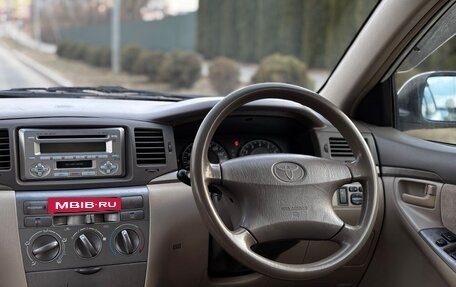Toyota Corolla, 2004 год, 600 000 рублей, 3 фотография
