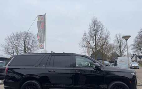 Cadillac Escalade V, 2022 год, 8 000 000 рублей, 8 фотография