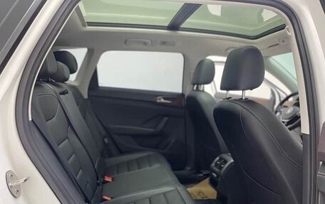 Volkswagen Tharu, 2022 год, 1 650 015 рублей, 16 фотография