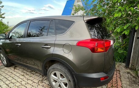 Toyota RAV4, 2013 год, 1 800 000 рублей, 8 фотография
