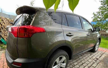 Toyota RAV4, 2013 год, 1 800 000 рублей, 6 фотография