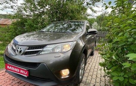 Toyota RAV4, 2013 год, 1 800 000 рублей, 7 фотография