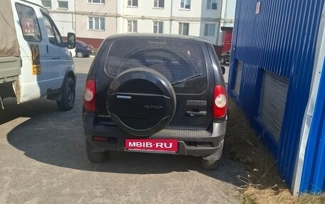 Chevrolet Niva I рестайлинг, 2010 год, 450 000 рублей, 4 фотография