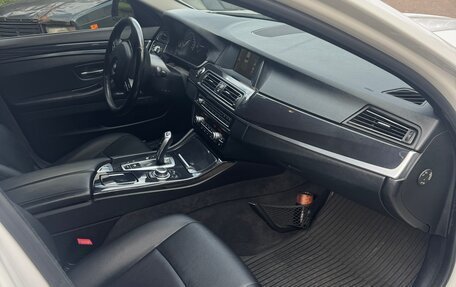 BMW 5 серия, 2014 год, 1 850 000 рублей, 12 фотография