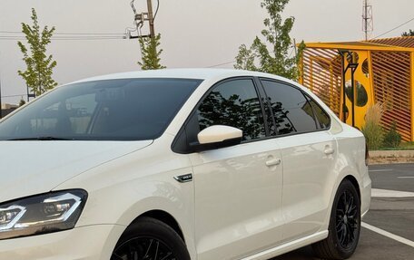 Volkswagen Polo VI (EU Market), 2018 год, 1 680 000 рублей, 2 фотография